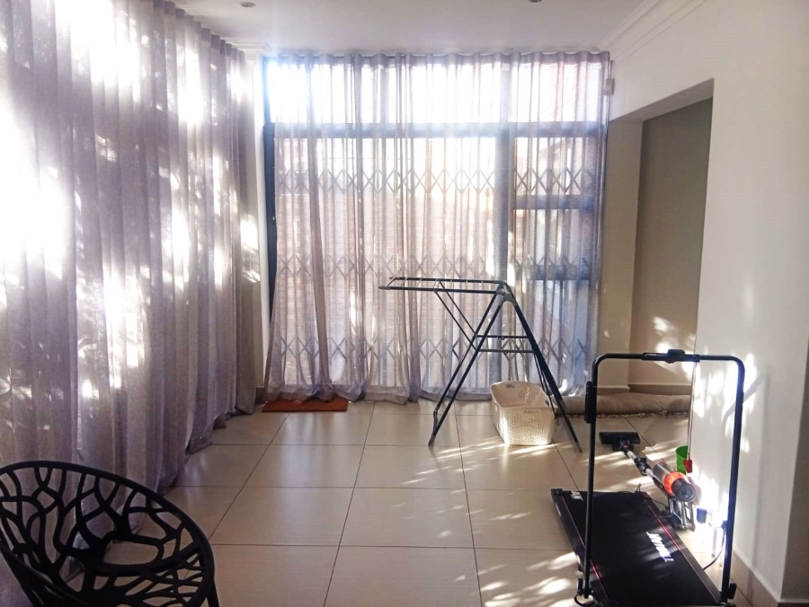 4 Bedroom Property for Sale in Heuwelsig Free State